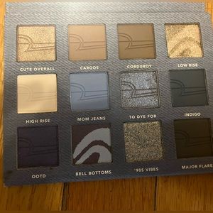 Elf x American Eagle eye shadow palette - never used!